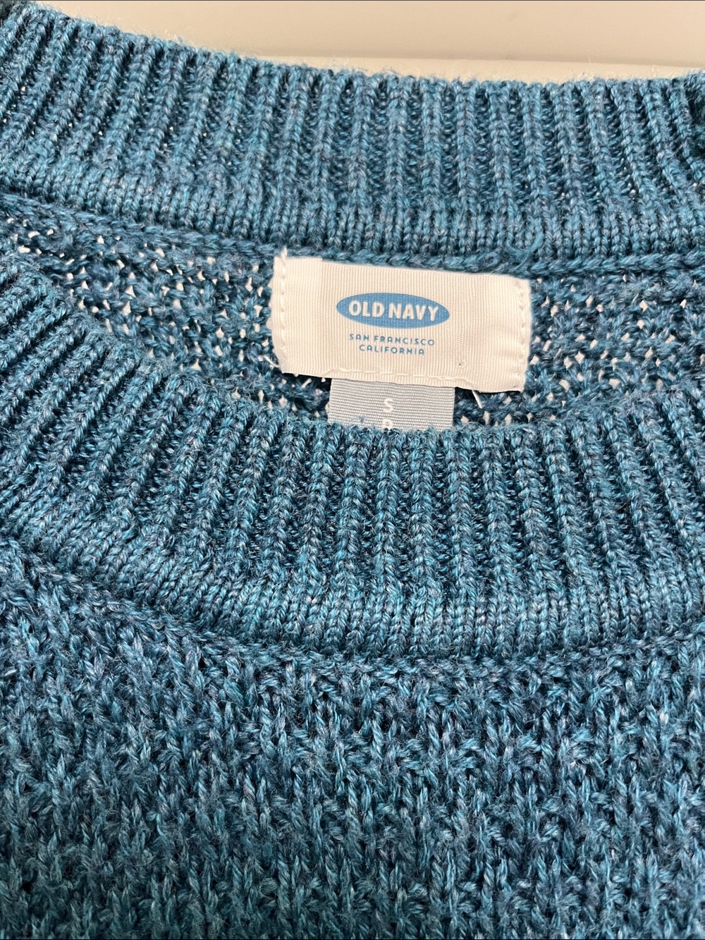 Old Navy Sweater - Picture 2 of 4